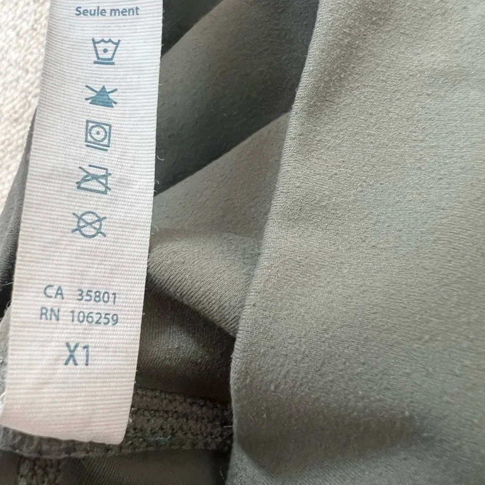 Lululemon Athletica Gray Shorts - Picture 8 of 8